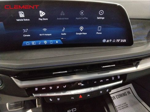 Used 2024 Cadillac XT4 Sport image 17