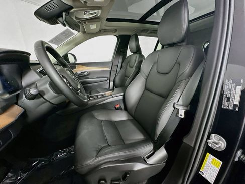 Used 2025 Volvo XC90 B6 Plus w/ Protection Package Premier AWD/4WD image 21