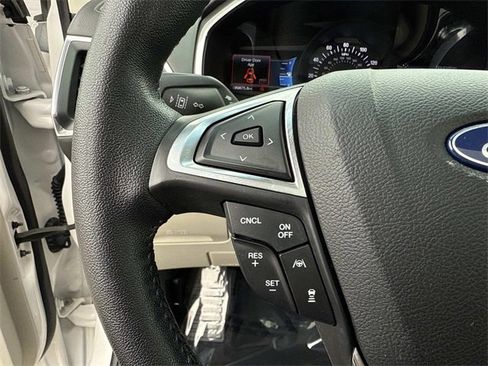 Used 2019 Ford Edge Titanium w/ Equipment Group 301A image 27