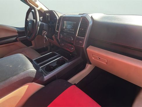 Used 2015 Ford F150 XLT w/ Equipment Group 302A Luxury image 23