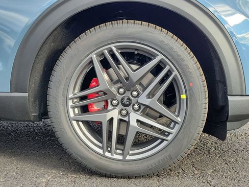 New 2026 Ford Explorer ST w/ Sun And Sound Package image 9