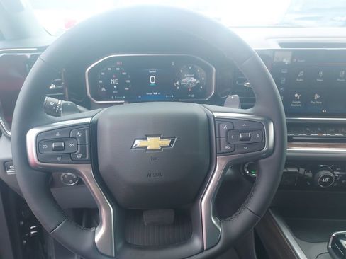 New 2026 Chevrolet Silverado 1500 LT w/ Z71 Off-Road Package AWD/4WD image 17