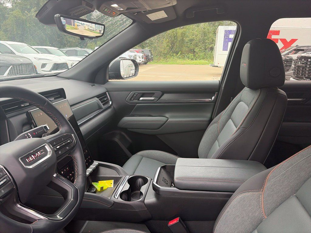 Used 2026 GMC Terrain AT4 w/ Convenience Package III AWD/4WD image 16