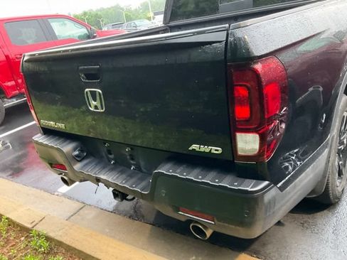 Used 2021 Honda Ridgeline Black Edition image 8