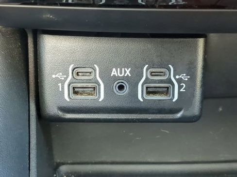 Used 2024 Dodge Durango GT image 29