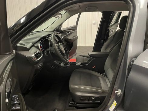 Used 2022 Chevrolet TrailBlazer LT w/ Driver Confidence Package image 35