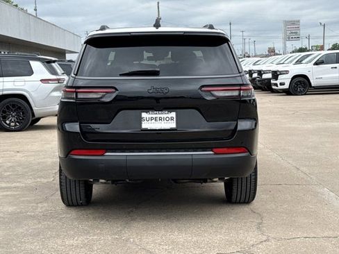 New 2026 Jeep Grand Cherokee L Limited AWD/4WD image 4