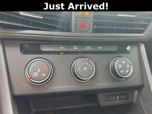Used 2021 Volkswagen Jetta S image 14