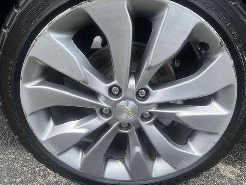Used 2018 Chevrolet Malibu Premier w/ Premier Sun and Wheel Package FWD image 46