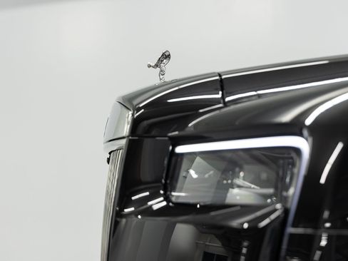New 2026 Rolls-Royce Cullinan AWD/4WD image 13