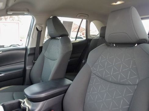 Certified 2024 Toyota RAV4 XLE image 28