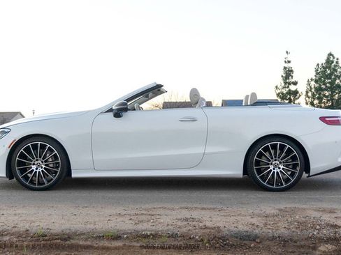 Used 2023 Mercedes-Benz E 450 Cabriolet image 3