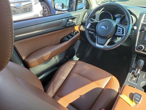 Used 2019 Subaru Outback 3.6R Touring w/ Popular Package #3A image 15