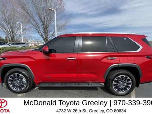 Used 2024 Toyota Sequoia Limited image 5