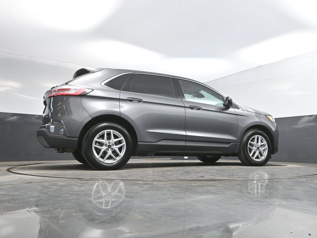 Used 2024 Ford Edge SEL AWD/4WD image 38