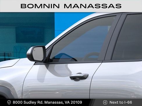 New 2026 Chevrolet Equinox LT AWD/4WD image 12