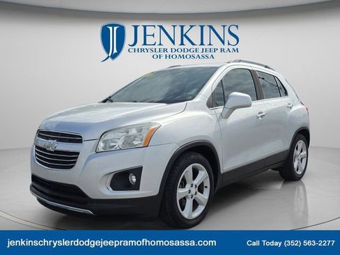 Used 2016 Chevrolet Trax LTZ FWD image 10