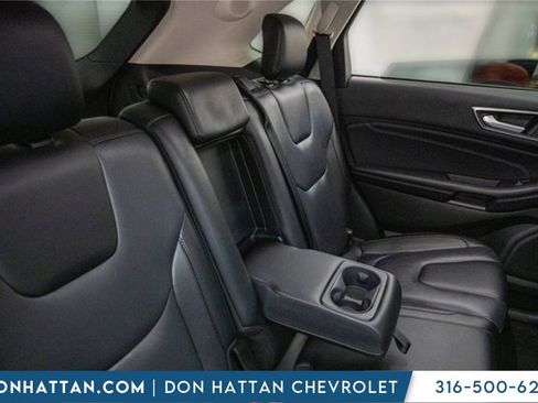 Used 2022 Ford Edge Titanium image 27
