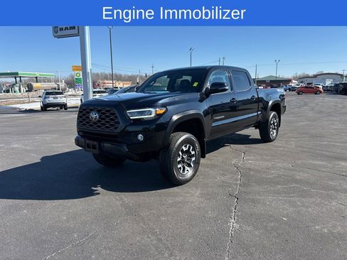 Used 2020 Toyota Tacoma TRD Off-Road w/ TRD Premium Off Road Package image 8