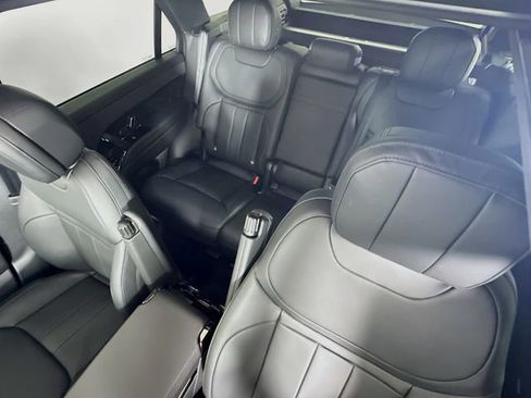 New 2026 Land Rover Range Rover Sport Dynamic SE AWD/4WD image 14