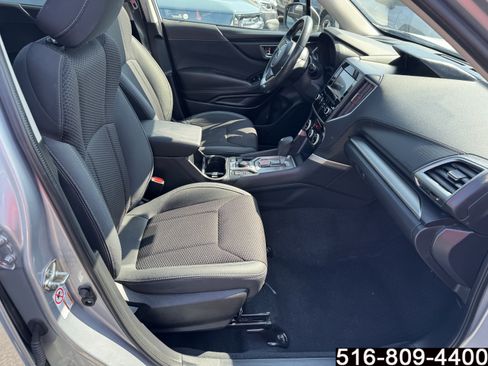 Used 2019 Subaru Forester Premium AWD/4WD image 30