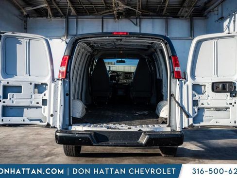 Used 2023 GMC Savana 2500 Work Van w/ Driver Convenience Package image 26