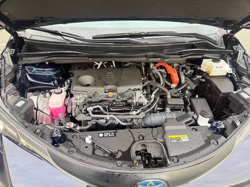 Used 2021 Toyota Sienna XLE w/ XLE Plus Package AWD/4WD image 31