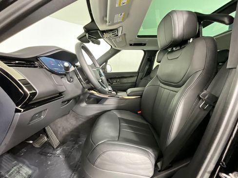 Certified 2024 Land Rover Range Rover Sport SE AWD/4WD image 16