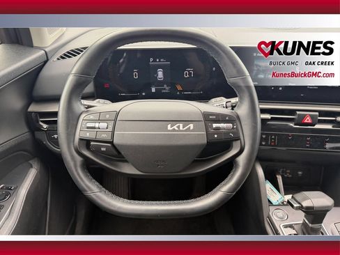 Used 2026 Kia Sportage LX FWD image 14
