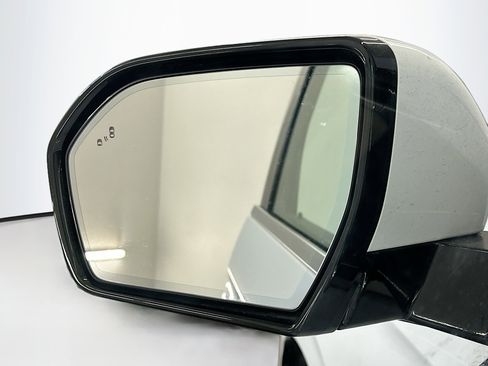 Used 2023 Ford Expedition Limited image 16