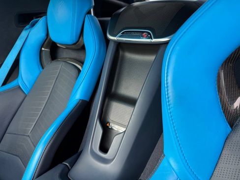 Certified 2021 Chevrolet Corvette Stingray Premium Cpe w/ Z51 Performance Package RWD image 21