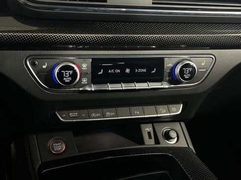 Used 2022 Audi SQ5 Premium Plus w/ Premium Plus Package image 31