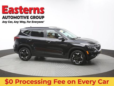 Used 2024 Kia Seltos EX AWD/4WD image 47