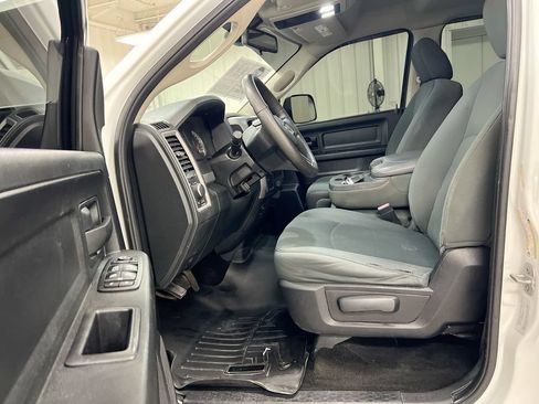 Used 2015 RAM 2500 Tradesman w/ Chrome Appearance Group AWD/4WD image 19
