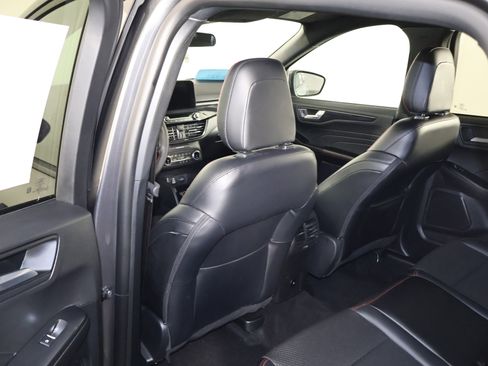 Used 2025 Ford Escape ST-Line Select image 46