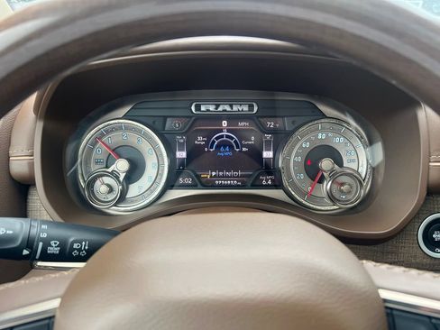 Used 2019 RAM 1500 Laramie Longhorn AWD/4WD image 39