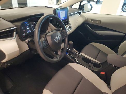 Used 2023 Toyota Corolla LE image 14