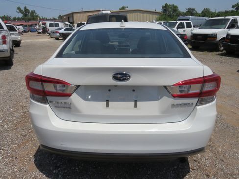 Used 2020 Subaru Impreza 2.0i Premium image 5