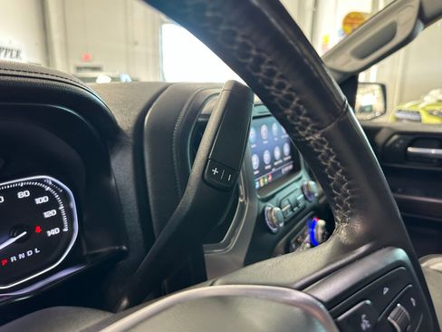 Used 2020 GMC Sierra 1500 SLT image 22