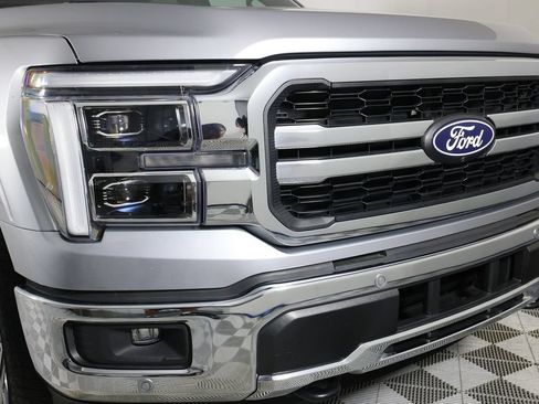 Used 2025 Ford F150 Lariat w/ Equipment Group 501A Mid AWD/4WD image 43