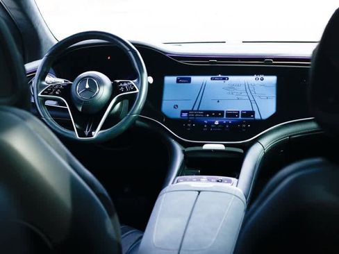 Certified 2023 Mercedes-Benz EQS 580 4MATIC SUV image 20