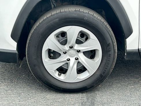 Used 2025 Toyota RAV4 LE image 13