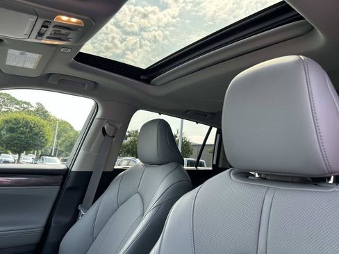 New 2026 Toyota Highlander Limited AWD/4WD image 31