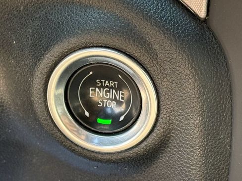Used 2022 GMC Sierra 2500 SLE w/ SLE Convenience Package AWD/4WD image 32