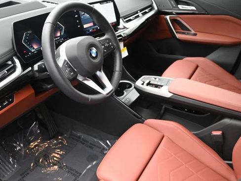 New 2026 BMW X1 xDrive28i w/ Technology Package AWD/4WD image 18