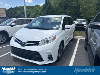 Used 2020 Toyota Sienna LE AWD/4WD video 1