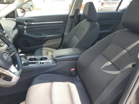 Used 2019 Nissan Altima 2.5 SV AWD/4WD image 7