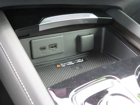 New 2026 Buick Envision Sport Touring image 24