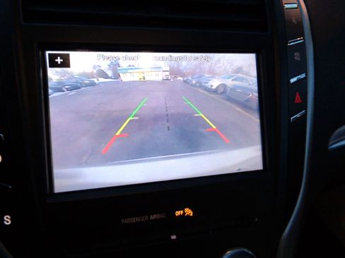 Used 2017 Lincoln MKC Premiere image 32