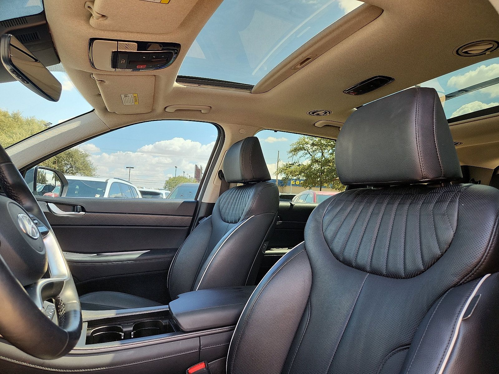 Used 2025 Hyundai Palisade Limited FWD image 13